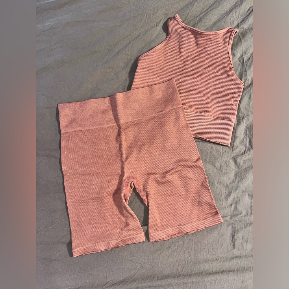 COPY - Gilly Hicks Seamless Ribbed Set